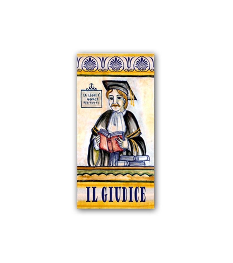Piastrella in Ceramica Raffigurante il Giudice