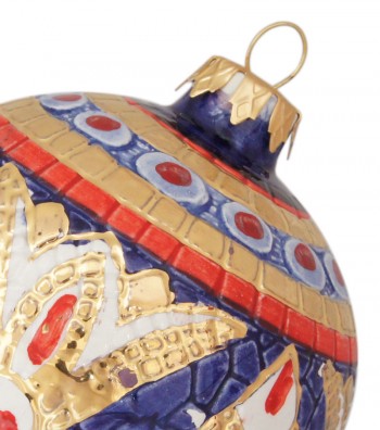 Dettaglio palla di Natale in ceramica