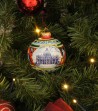 Palla di Natale in ceramica San Pietro appesa su albero