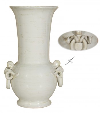 Vaso con manici torciglioni