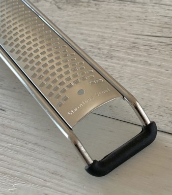Ceramic grater